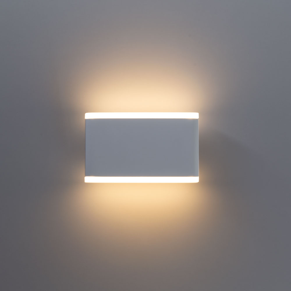 Светильник светодиодный уличный настенный ARTE LAMP LINGOTTO (A8156AL-2WH) 6 Вт 220 В 3000К теплый белый свет IP54
Светильник светодиодный уличный настенный ARTE LAMP LINGOTTO (A8156AL-2WH) 6 Вт 220 В 3000К теплый белый свет IP54