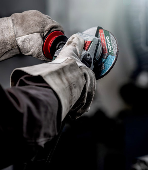 Шлифмашина угловая электрическая Metabo WE 17-125 Quick RT (601086000) 1750 Вт d125 мм
Шлифмашина угловая электрическая Metabo WE 17-125 Quick RT (601086000) 1750 Вт d125 мм