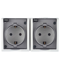 Розетка Simon 15 Aqua двойная 1594443-030 открытая установка белая с заземлением IP54 с крышкой со шторками