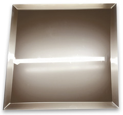 Плитка облицовочная Стеклостройкомплект зеркальная квадратная бронзовая с фацетом 200х200х4 мм