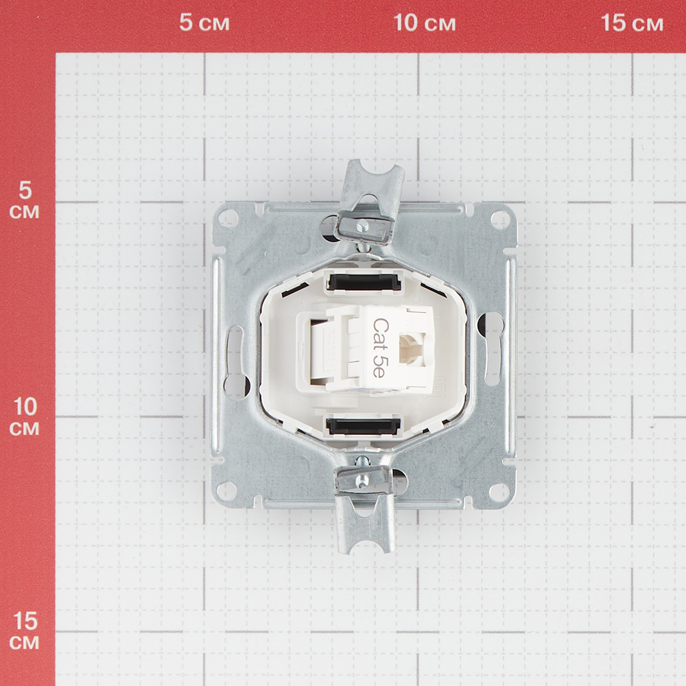 фото Розетка компьютерная schneider electric atlas design atn001083 скрытая установка карбон один модуль rj45