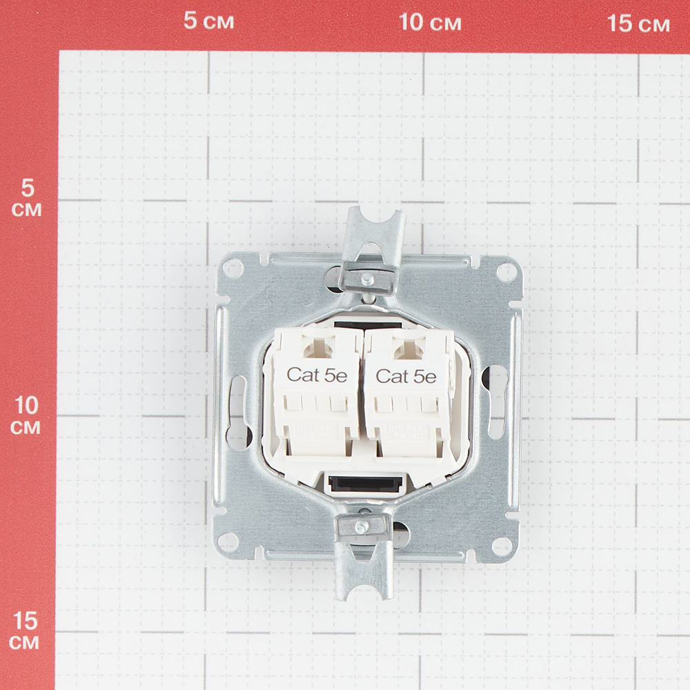 фото Розетка компьютерная schneider electric atlas design atn001085 скрытая установка карбон два модуля rj45