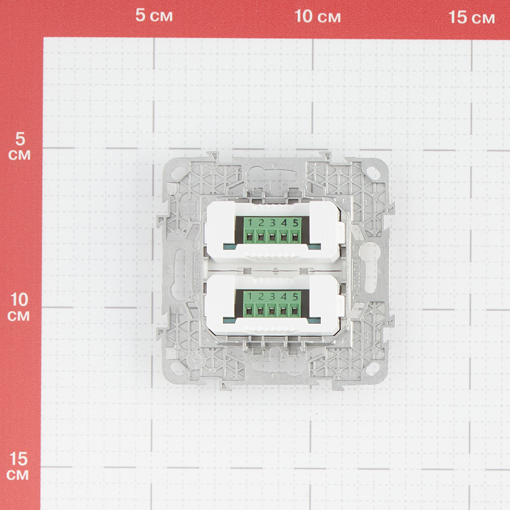 фото Розетка usb schneider electric unica new nu542718 скрытая установка белая два информационных модуля