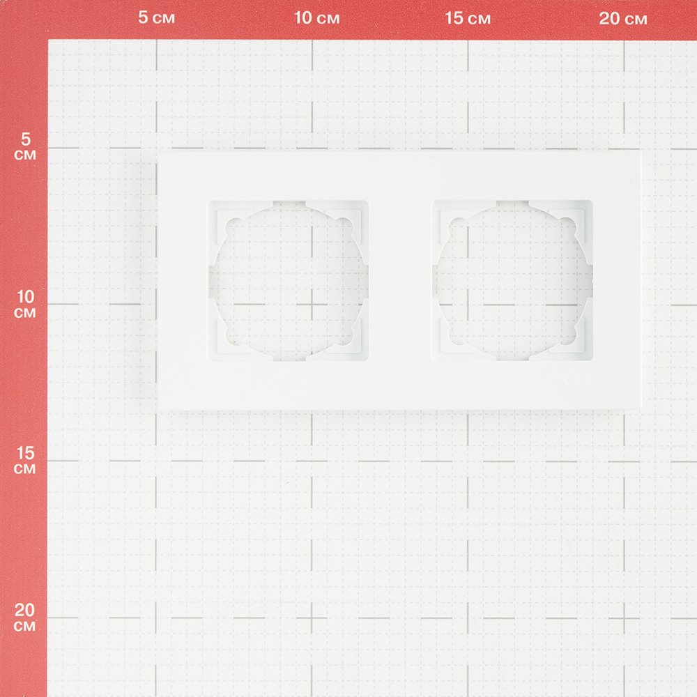 фото Рамка gunsan eqona 16401100-000141 двухместная универсальная скрытая установка белая ip20