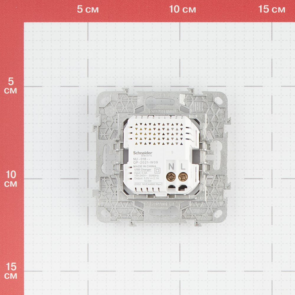 фото Розетка usb schneider electric unica new nu541830 скрытая установка алюминий два модуля для зарядки 2100 ма