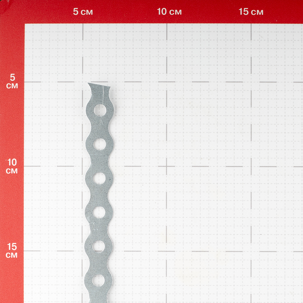 фото Лента крепежная перфорированная волнистая 17х0.5 мм 25 м