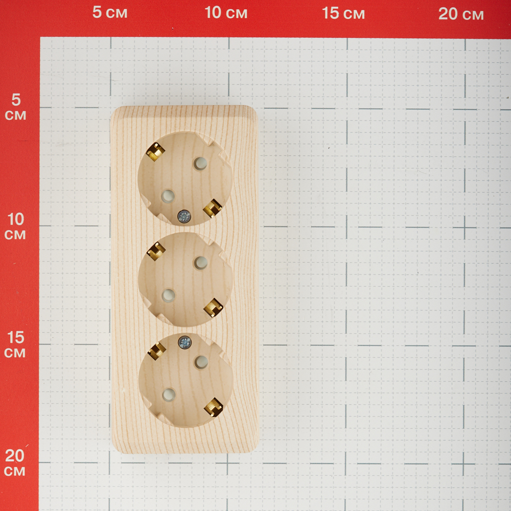 фото Розетка schneider electric этюд тройная pa16-012d открытая установка сосна с заземлением ip20 со шторками