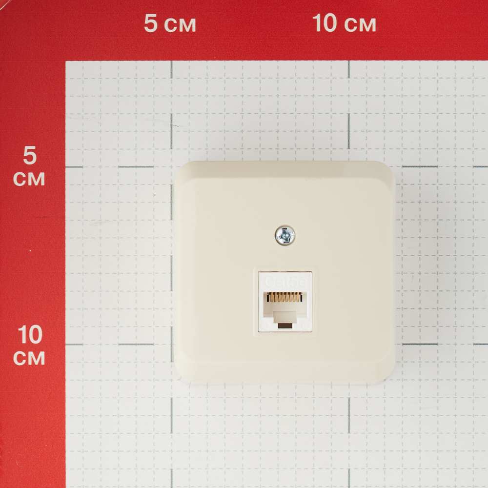 фото Розетка компьютерная schneider electric этюд koma-001k открытая установка кремовая ip20