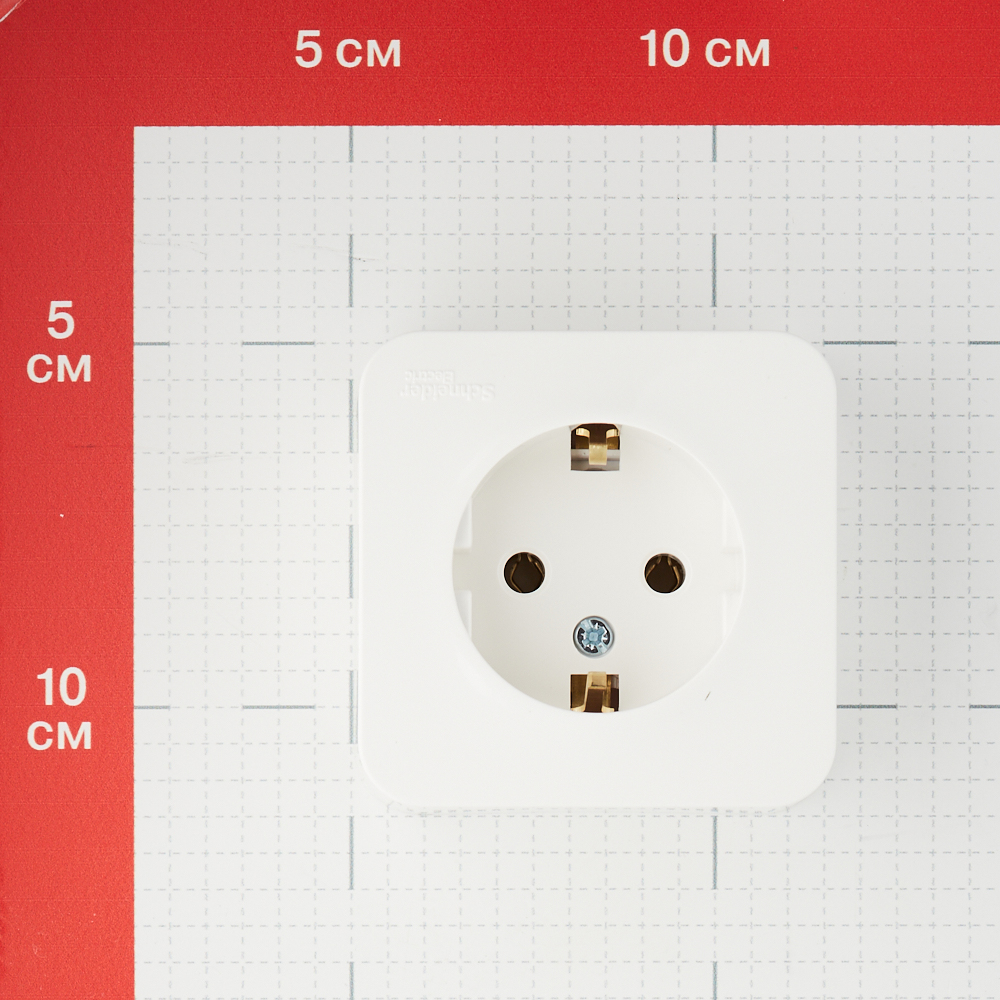 фото Розетка schneider electric blanca blnra010112 открытая установка молочная с заземлением ip20