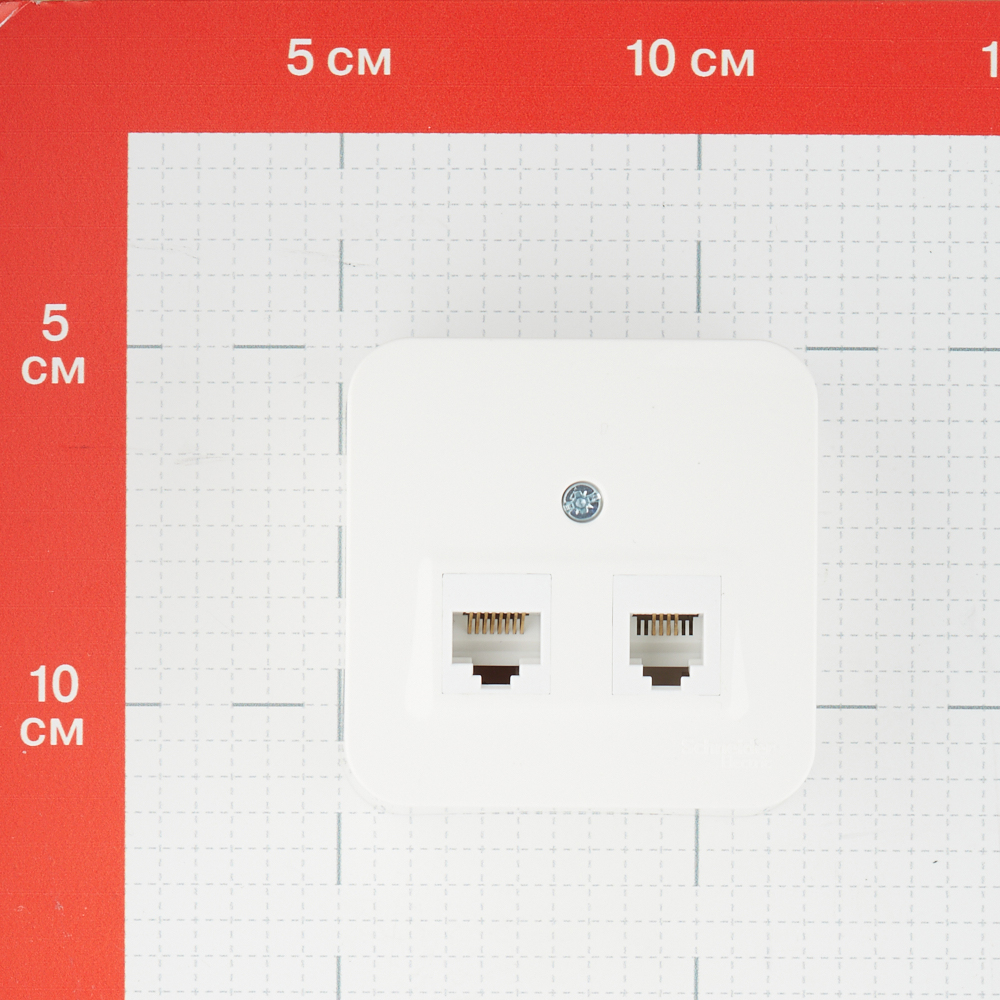 фото Розетка компьютерная/телефонная schneider electric blanca blnia045112 открытая установка молочная ip20