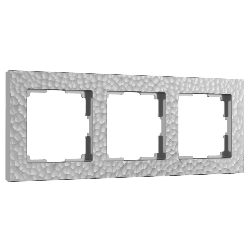 Рамка Werkel Hammer трехместная серебряная (a052520) рамка werkel stark трехместная серебряная матовая a063455