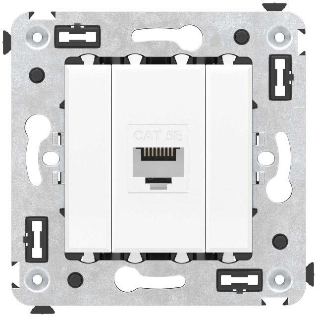 

Розетка компьютерная DKC Avanti встраиваемая белая RJ45 (9549964), Белый