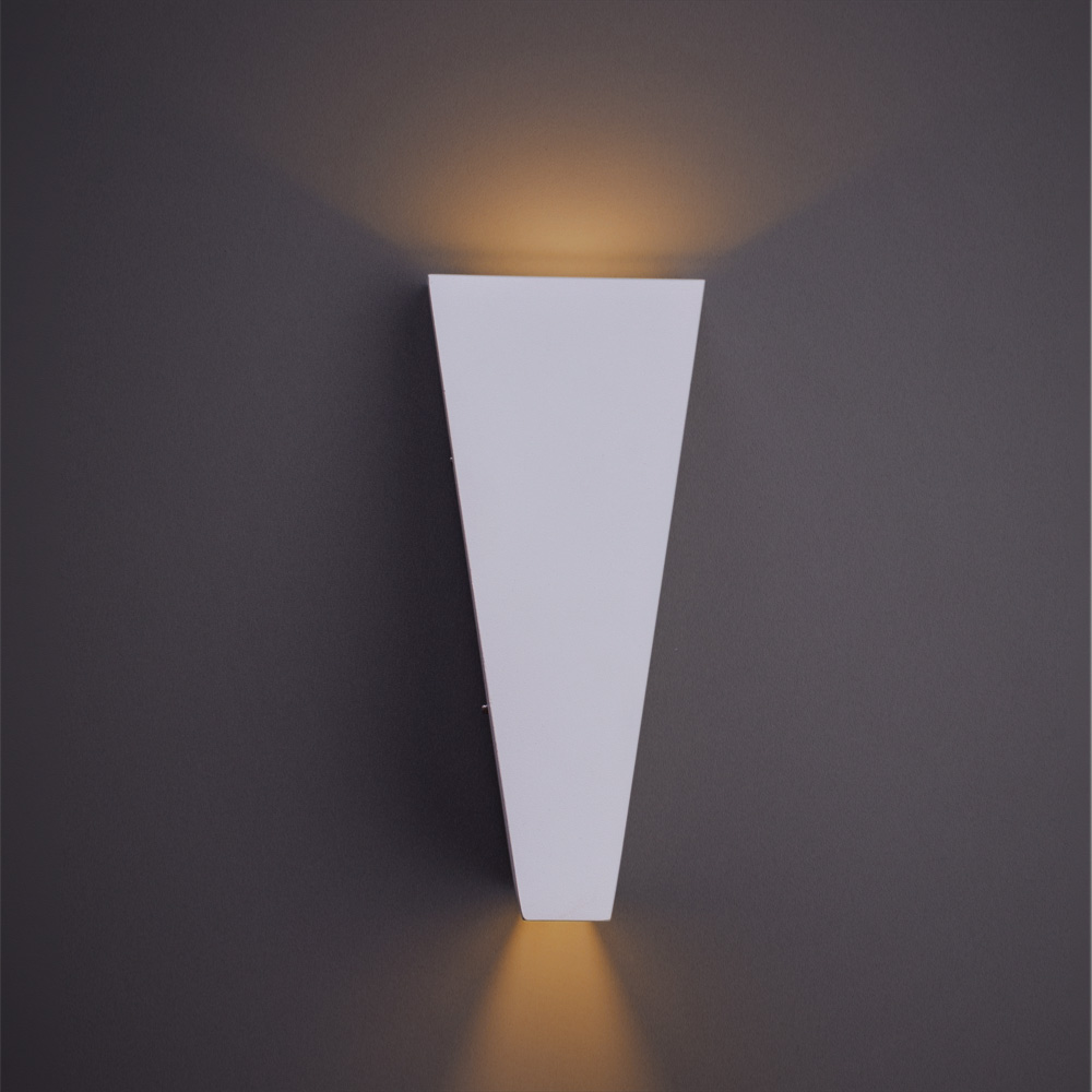 

Светильник светодиодный уличный настенный ARTE LAMP COMETA (A1524AL-1WH) 6 Вт 220 В 3000К теплый белый свет IP54