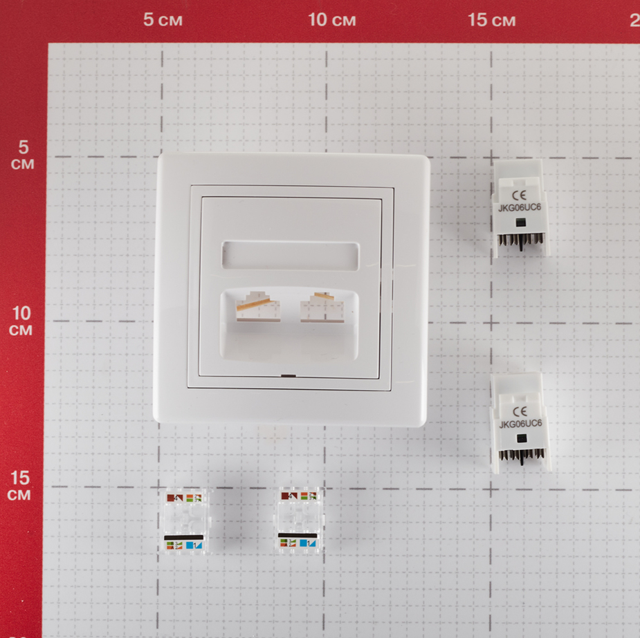 Розетка 2xrj 45 категория 6 с рамкой для установки в стену