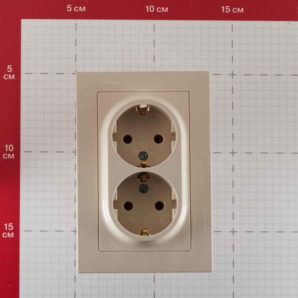

Розетка с рамкой Schneider Electric Atlas Design ATN000224 двойная скрытая установка бежевая с заземлением, Бежевый