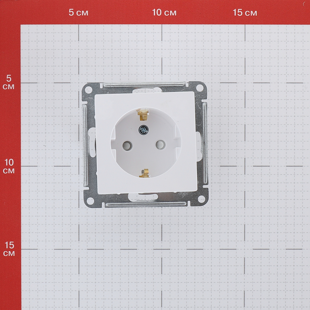 фото Розетка schneider electric atlas design atn000145 скрытая установка белая с заземлением со шторками