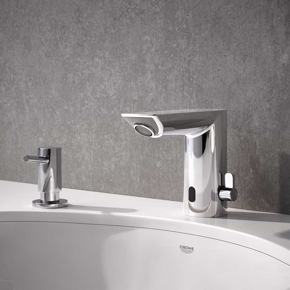 фото Смеситель для раковины grohe bau cosmopolitan e 36451001 сенсорный