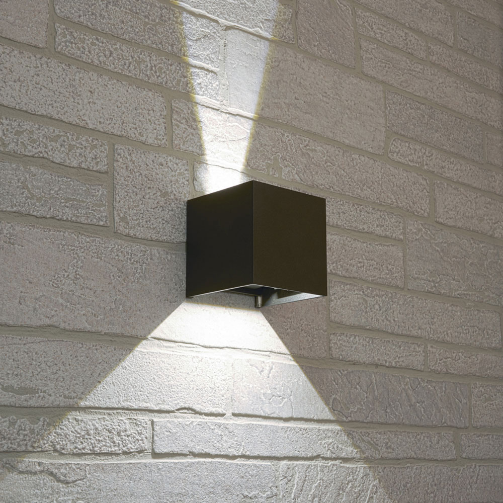 фото Светильник светодиодный уличный настенный feron (11870) 220 в черный 4000к естественный белый свет квадратный ip54 100х100х100 мм