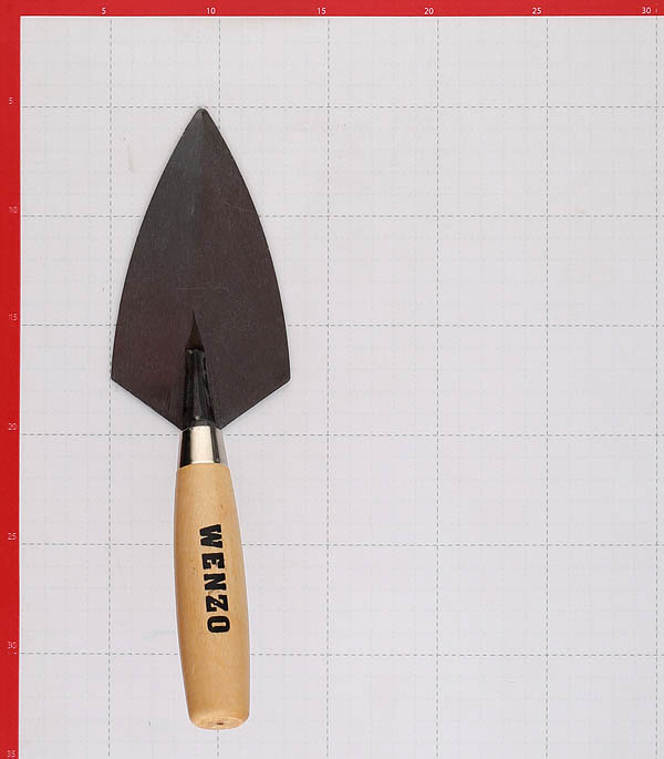 Кельма штукатура Wenzo 160 мм с деревянной ручкой от Петрович