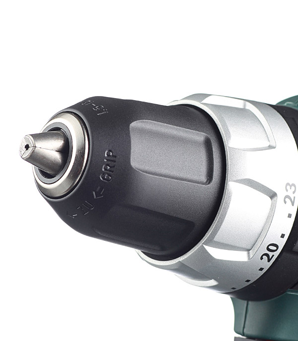 Дрель-шуруповерт аккумуляторная Metabo BS 18 L (602321500) 18В 2х2Ач Li-Ion