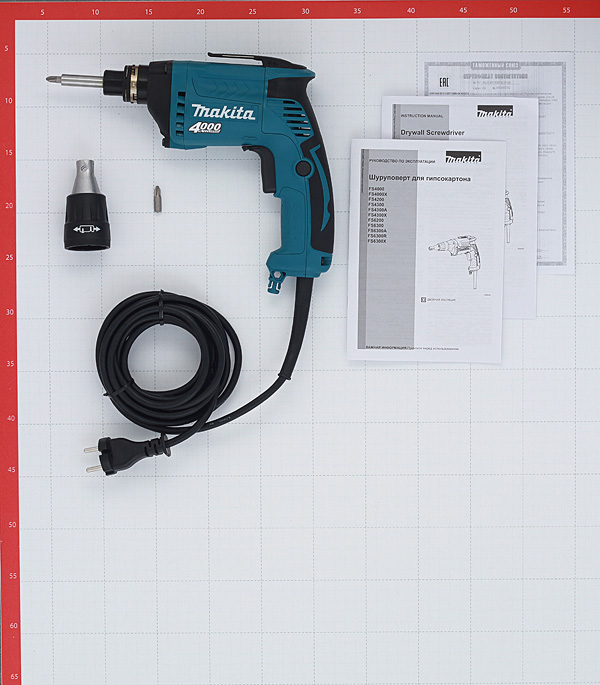 Шуруповерт безударный Makita FS4000 570 Вт