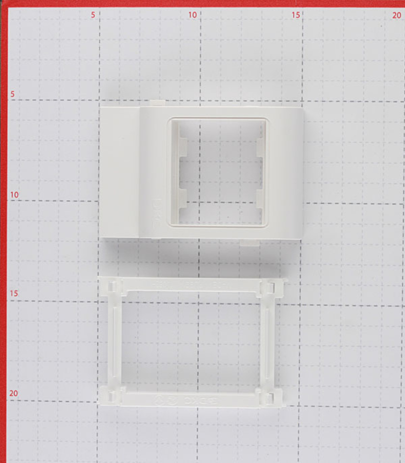 Рамка дкс в кабель канал