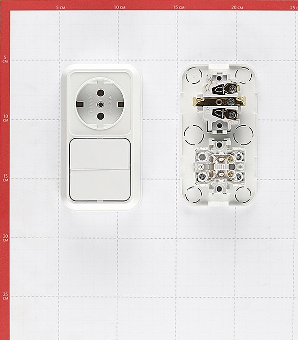 фото Блок выключателя с розеткой makel mimoza 451a2 двухклавишный открытая установка белый с заземлением со шторками
