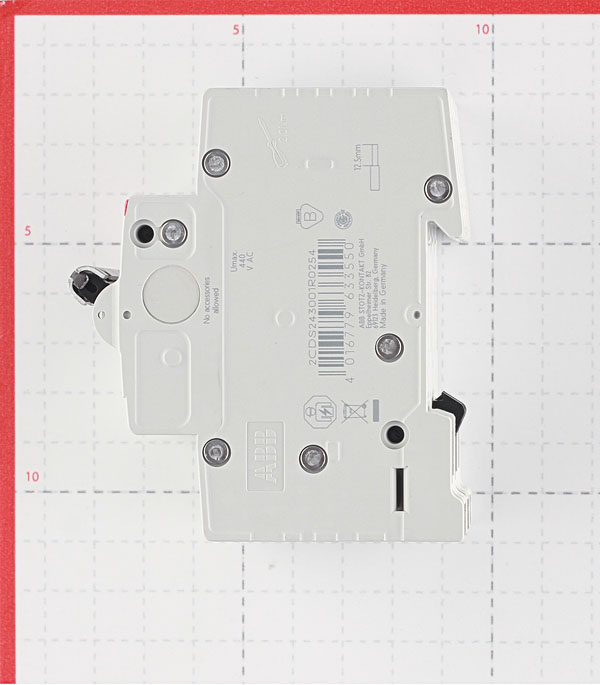 фото Автоматический выключатель abb sh203l (2cds243001r0254) 3p 25а тип c 4,5 ка 400 в на din-рейку