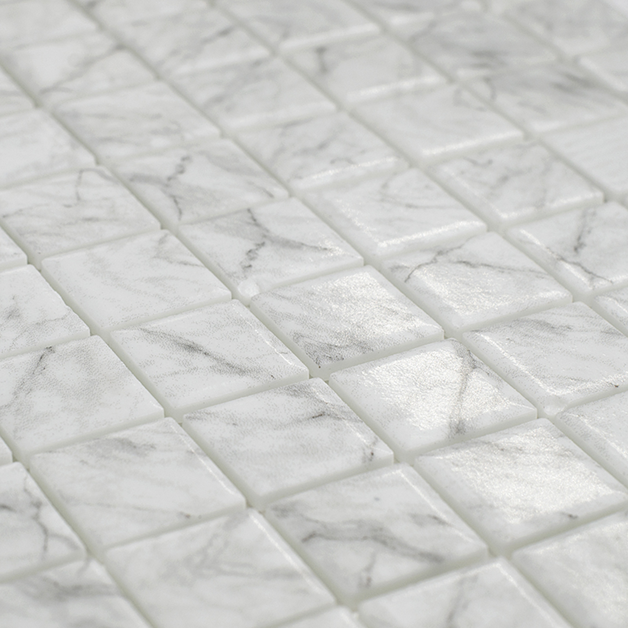 фото Мозаика vidrepur marble № 4300 белая под мрамор стеклянная 317х317х4 мм