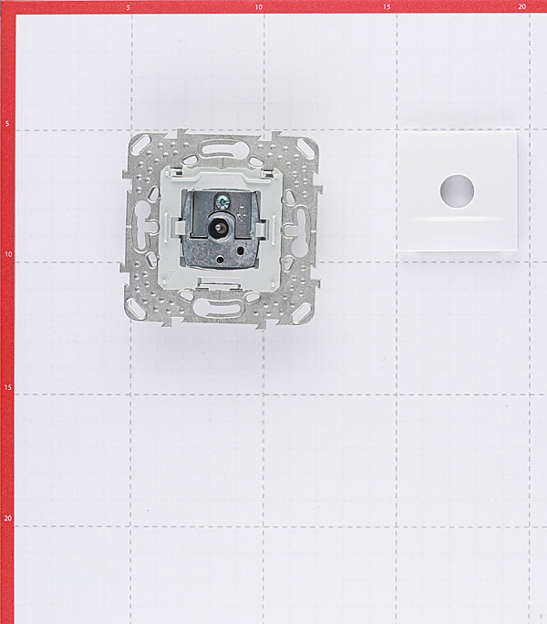 фото Розетка телевизионная schneider electric unica mgu5.462.18zd скрытая установка белая